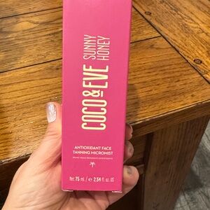 Coco & Eve Sunny Honey Antioxidant Face Tanning Micromist - Pink